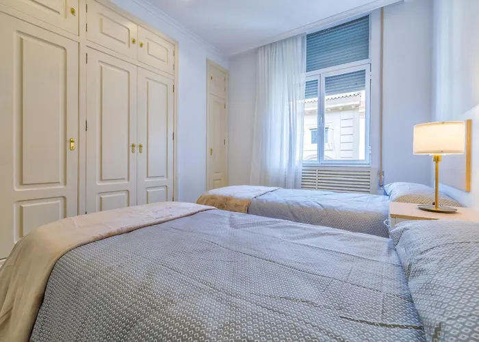 Apto Cruz Conde Center