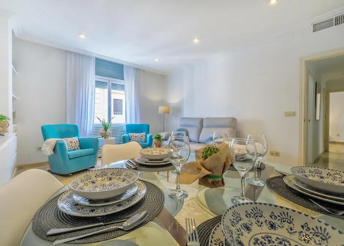 Apto Cruz Conde Center *